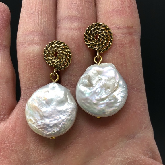 Coin Pearl Drop Earrings - Picture 3 of 6